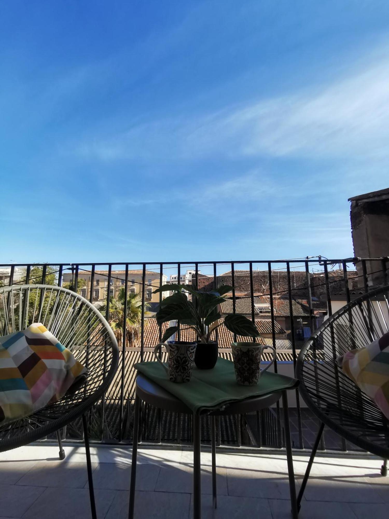 Tiritu Apartments Catania Ngoại thất bức ảnh